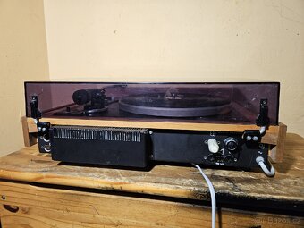 TESLA NZC 431 HiFi gramofon - 11