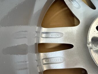 ORIGINÁLNÍ ALU KOLA AUDI Q7 4L 4L0601025B 8.5JX18H2 ET58 - 11