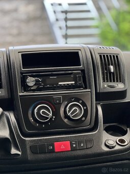 Citroën Jumper, 2.2 HDI, 6 MÍST, TAŽNÉ - 11