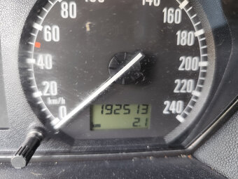 Škoda Fabia 1,4i 16V 74KW 1.MAJ EL.ŠÍBR SERVIS NOVÉ ČR 2002 - 11