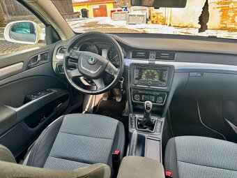 ŠKODA SUPERB II 2.0 TDI ELEGANCE COMBI - 11