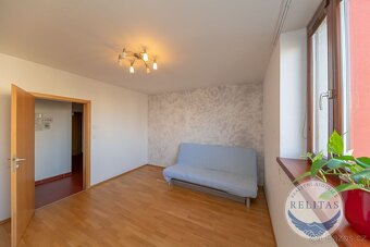 Pronájem bytu 3+kk 93 m² + balkon, parkovací stání - 11