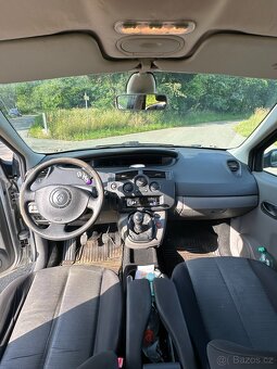 Renault Megane Scenic 2    1.5dCi - 11
