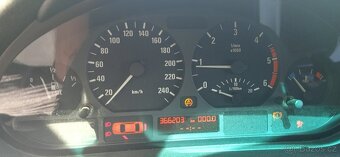 BMW E46 Compact 320 td - 11