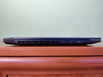 17,3" Gigabyte Aorus 17,4070-140w,i7-13gen,32gb,QHD-240Hz. - 11