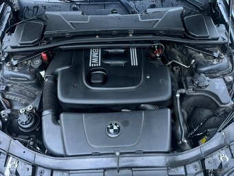 BMW e90 320d M47 120kw automat Navi Engel eyes - 11