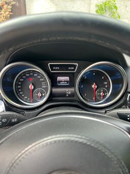 Mercedes-Benz GLS - 11