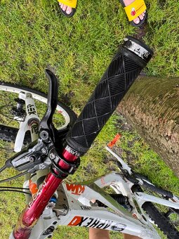 KTM Aphex - 11
