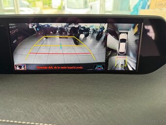 Lexus UX 250h, 2.0 112 kW LUXURY LINE 1.majitel - 11