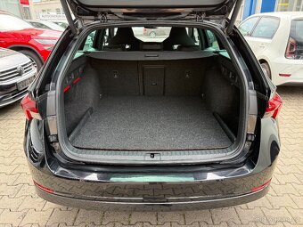 Škoda Octavia 4 iV Combi Style 1.4TSI 150kW DSG Sport Virtu - 11