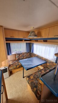 Karavan Hobby de luxe 440 - 11