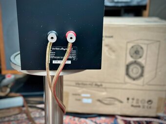 PHONAR VERITAS M2 STYLE (r.2022) skvělé, kompaktní regálovky - 11