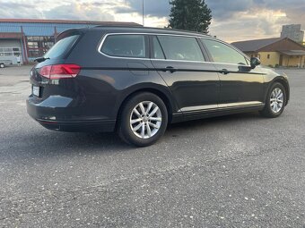 Volkswagen Passat Variant Comfortline 2.0 TDI DSG 110 kW - 11