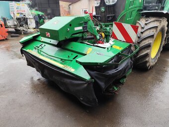 John Deere 228 - čelní disková sekačka s kondicionérem - 11
