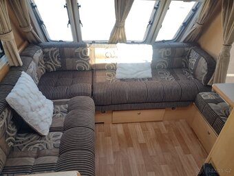 Karavan Elddis (6 osob,velký uzavíratelný předstan) - 11