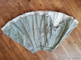 točivá (kolová) dívčí vintage sukni zn. CQ - 9/10/11 let - 11