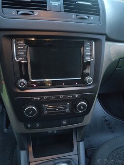 Škoda Yeti STYLE 2.0 Tdi 110kw 8/2015 - 11