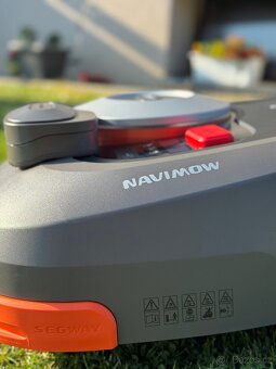 Prodám robotickou sekačku Segway Navimow H1500E v záruce. - 11