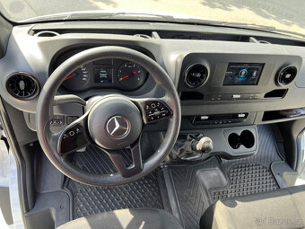 Cestovní obytná dodávka Mercedes Sprinter, rok 2022 - 11