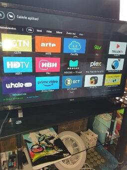 Prodám  LED Smart TV Philips 82cm, DVB T2, WiFi, OnePlay - 11