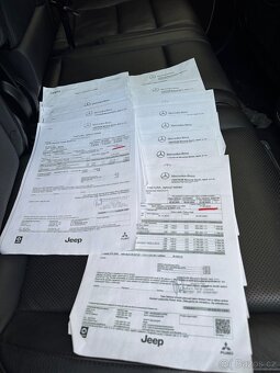 Jeep Grand Cherokee WK2 SUMMIT - 11