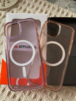 iPhone 15, 256GB, TOP stav - 11