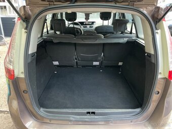 RENAULT GRAND SCÉNIC 1.5dCi - 11