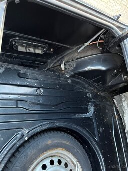 Bmw E30 318i/A - 11