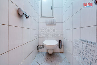 Pronájem bytu 4+1, 80 m², Plzeň, ul. Sokolovská - 11