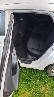Hyundai i30 - 11
