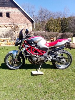 MV Agusta Brutale 910 - 11