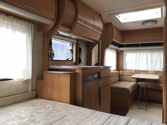 Karavan SWIFT Toscane 440(r.v.2005) - 4osoby,předstan,bojler - 11
