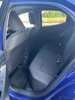 Toyota Yaris 1.5 92kw Automat + výbava ( rv. 2022 ) - 11