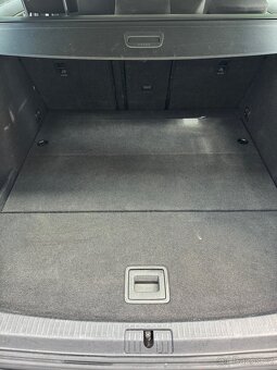 Volkswagen Golf VII. rok 2014 1.6 TDi 81Kw - 11
