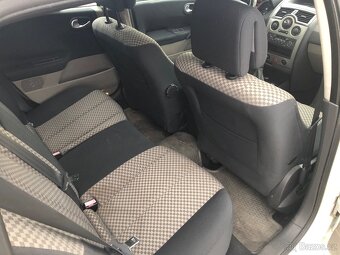 Renault Mégane, 1.6i 83kW - 11