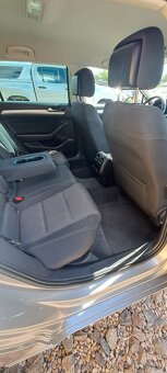 Volkswagen Passat 2.0 TDI 110kW BLUEMOTION - 11