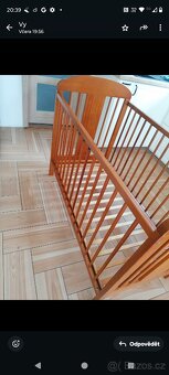 Dřevěná dětská postýlka - 11