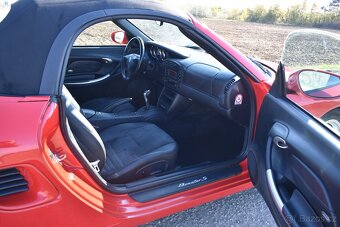 PORSCHE BOXSTER 986 3,2 S - SERVISKA,PŮVODNÍ STAV,1.MAJ - 11