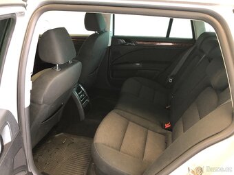 ŠKODA SUPERB 2.0 TDI COMBI - 11
