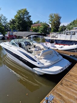 Loď Crownline 275 CCR - 11