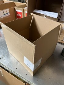Použité kartony- obalový materiál (krabice) - 11
