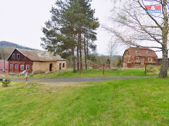Prodej rodinného domu s pozemky ve Starých Křečanech, 728 m2 - 11