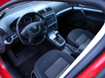 Octavia 2,0 TDI Kombi, Ambition - 2011 - DSG - 11