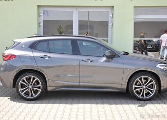 BMW Řada 2 xDrive20d A/T ACC HUD ČR 1M - 11