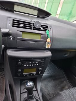 Citroën C4 1.6 hdi 66kw Facelift ❗Najeto 149tis km - 11