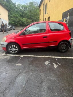 Toyota Yaris 1999 - 11
