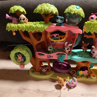 LPS stromový domeček spoustu zvířátek a doplňky - 11