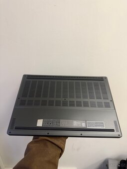 ASUS ROG Zephyrus G16 - 185H, 32 GB RAM, 2 TB SSD, RTX 4090 - 11