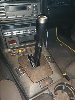 Bmw E36 330i coupe - 11