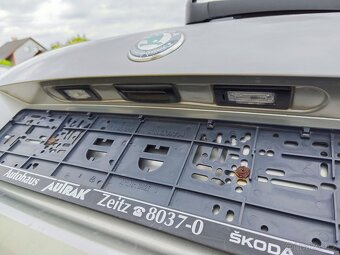Škoda Fabia kombi 1.2tsi 77kw DSG 10/2012 Family AČ - 11
